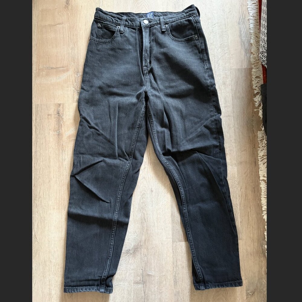 Black Gap Mom Jeans, Size 27